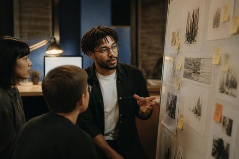 How to Foster a Supportive Environment for Creative Minds